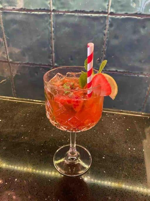 Heerlijk Appartement Centrum Breda En Restaurant! Zewnętrze zdjęcie