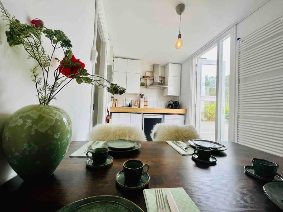 Heerlijk Appartement Centrum Breda En Restaurant! Zewnętrze zdjęcie